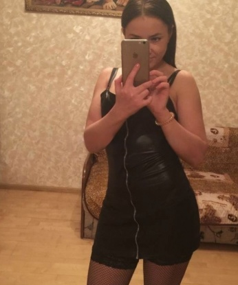 Живу в самом сердце Москвы, и я та, кто позаботится о твоих сексуальных фантазиях и потребностях. Мои услуги настолько разнообразны, что удовлетворение тебя будет гарантировано. Позволь мне поведать тебе о своих умениях. Я умею создавать интимную атмосферу, устраивать горячие ролевые игры и доставлять настоящее наслаждение своим оральным умениям 🍑 Мои клиенты говорят, что я обеспечиваю нереальное удовольствие и они всегда остаются довольными. Посмотри мои фото, чтобы понять, как я выгляжу, и не отказывай себе в удовольствии провести время со мной. Обо мне говорят только хорошие отзывы, и я не сомневаюсь, что и ты будешь одержим моими нежными прикосновениями и страстным взглядом. Жду твоего звонка, дорогой! 😘 Натали